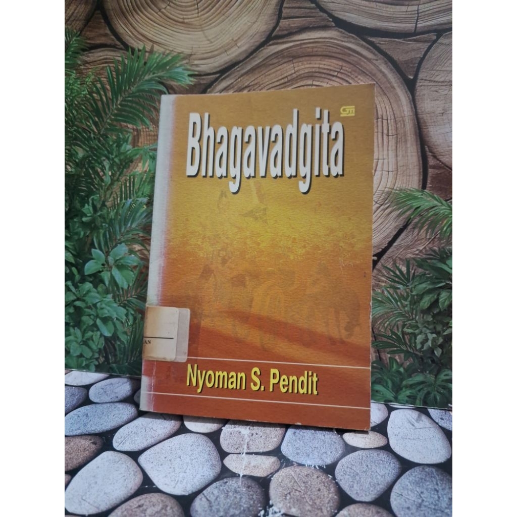 bhagavadgita oleh nyoman S.pendit