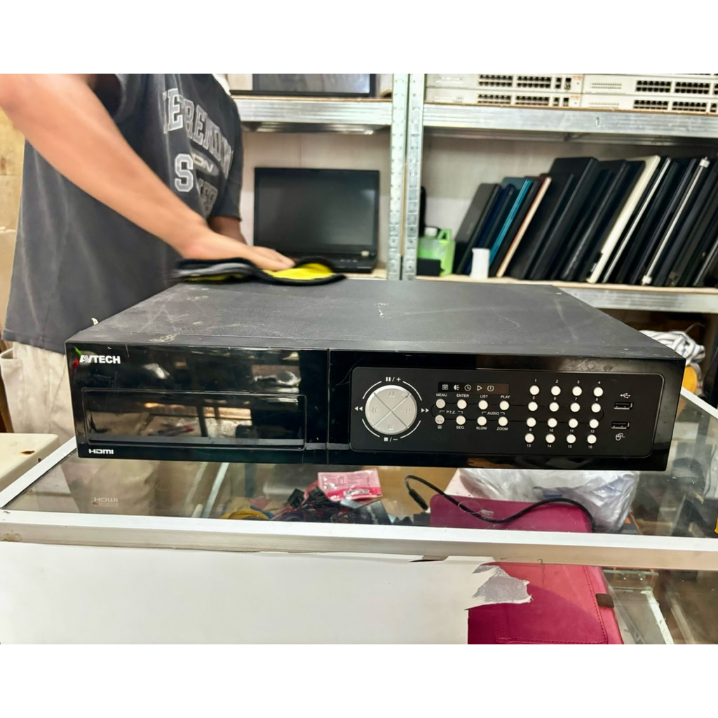 DVR AVTECH DG-1016  16 channel