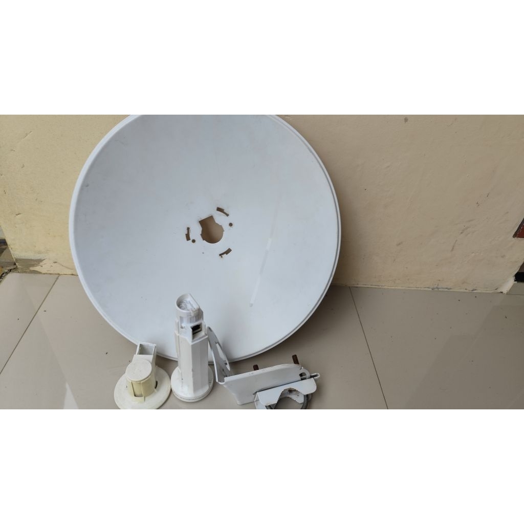 UBIQUITI POWERBEAM M5-400 / PBE M5-400 BEKAS