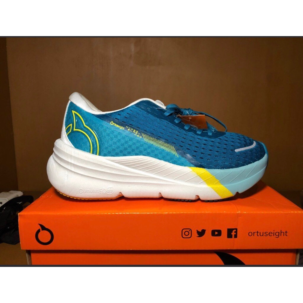 sepatu running ortuseight hyperblast neo