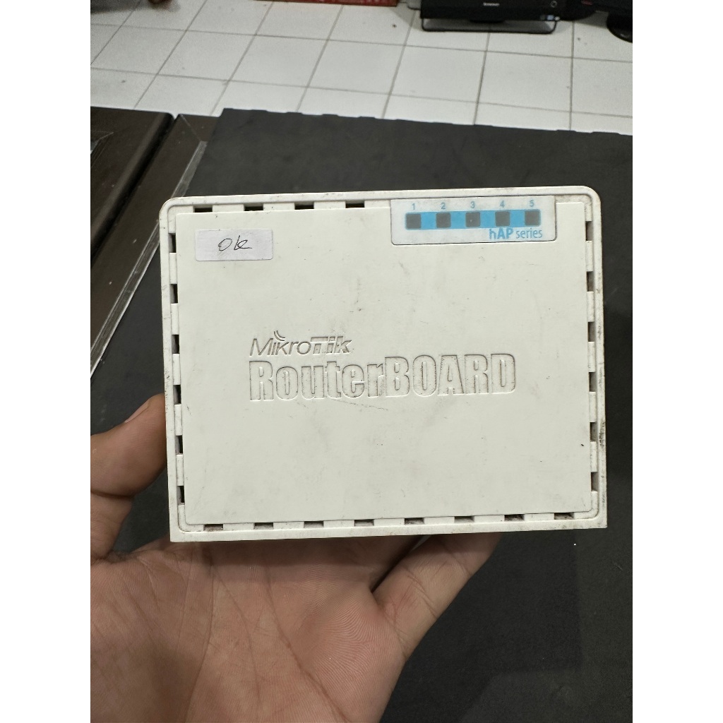Mikrotik hAP RB951Ui 2nd Router Wireless Bekas Normal