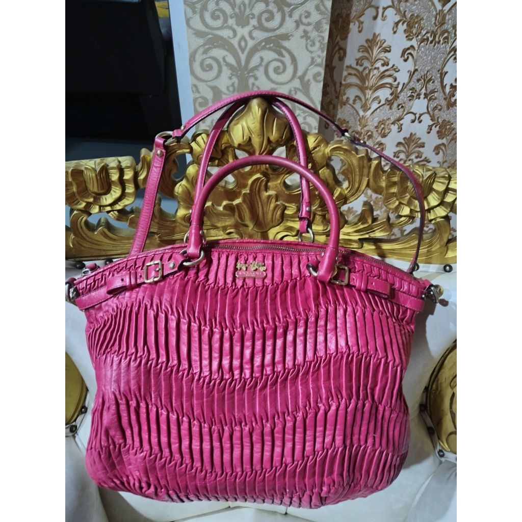 Tas COACH bekas pemakaian, second seken preloved