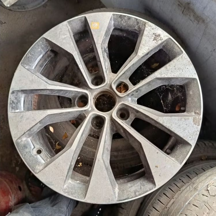 velg Wuling Almaz r17 pcd 5-114 satuan