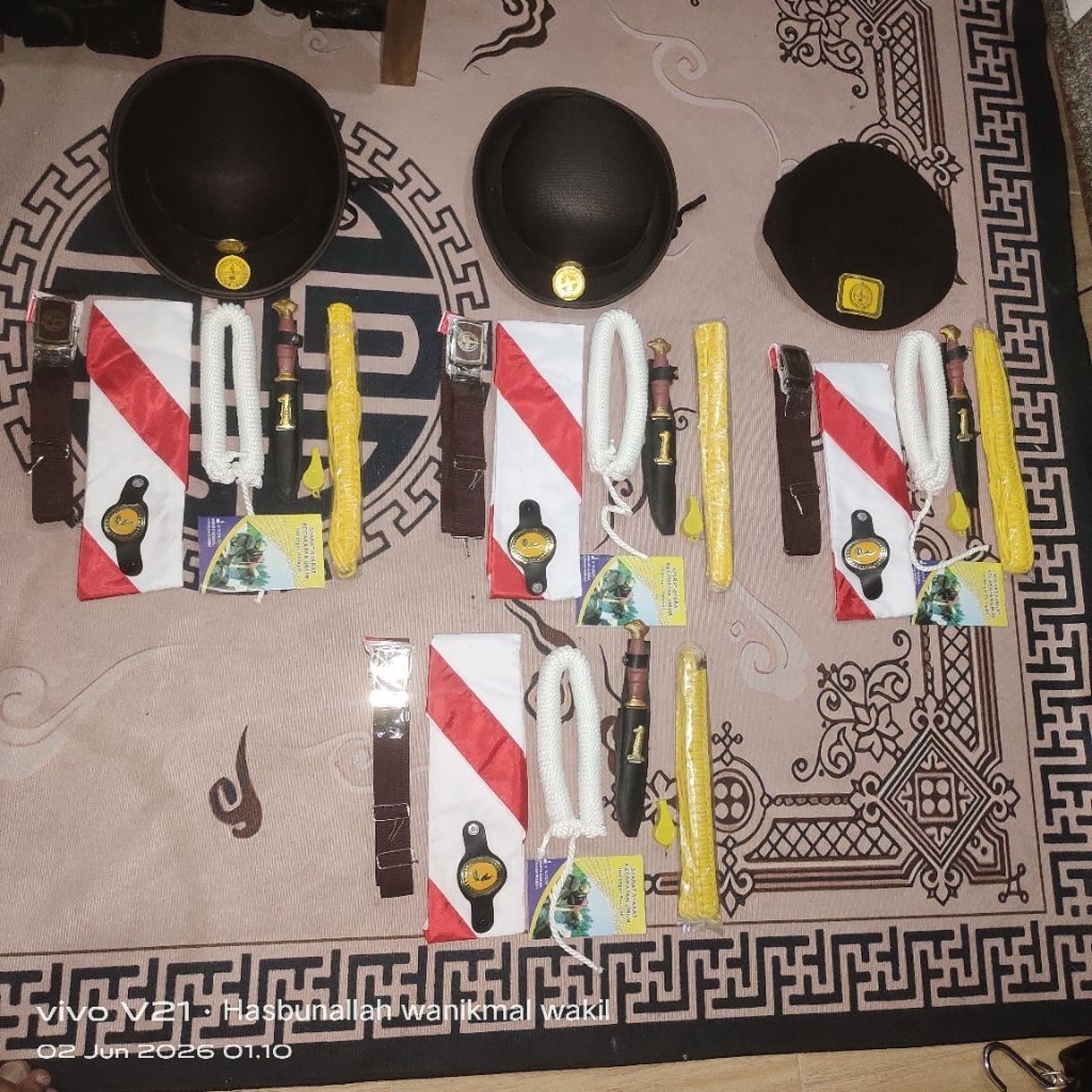 Set Atribut Pramuka Lengkap SMA