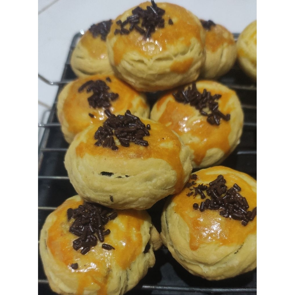 pia coklat (isi 5 pcs)