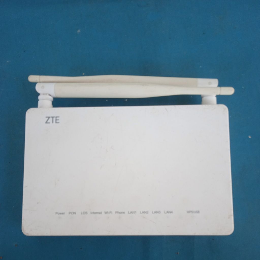 Router wifi ZTE (ZXHN F609 v2)