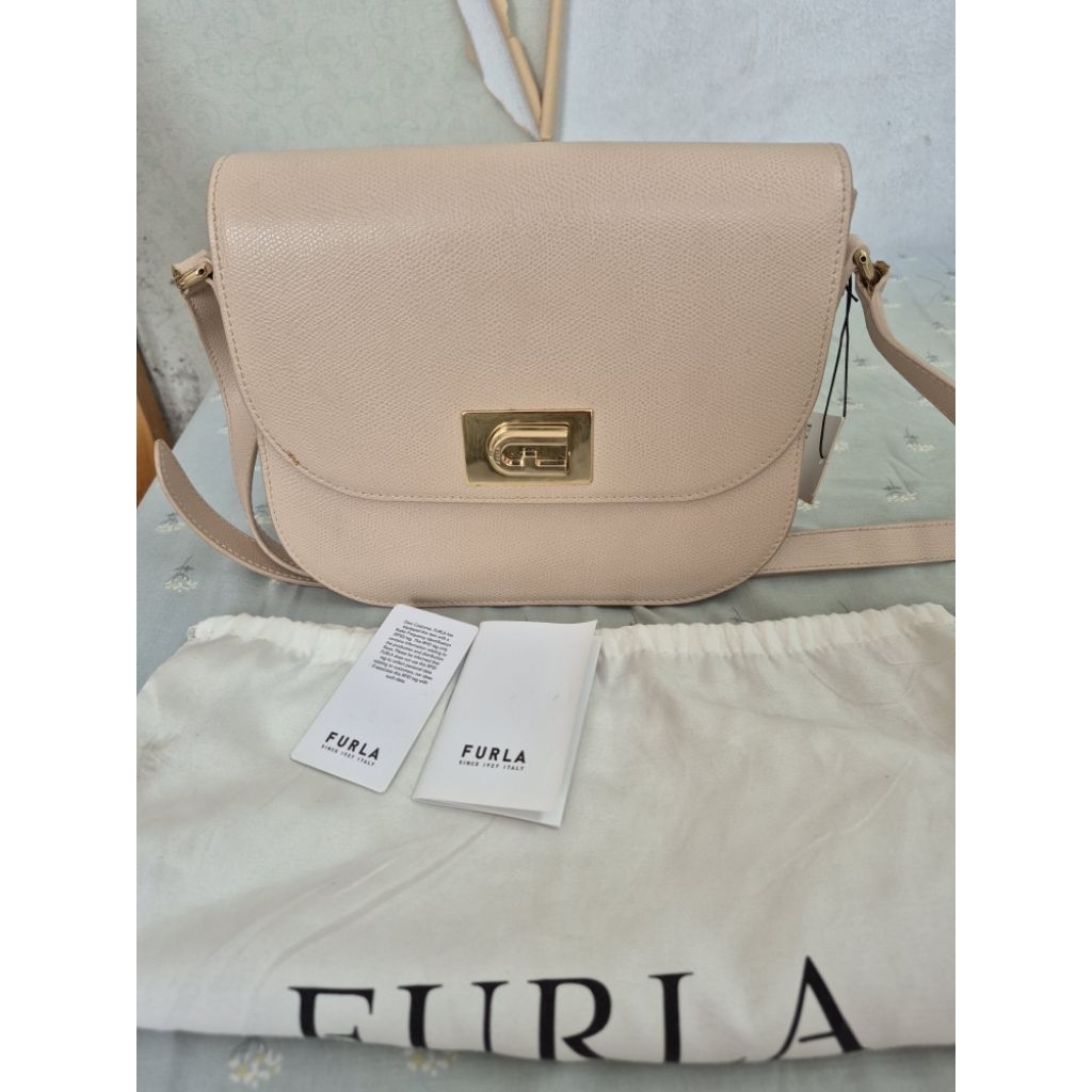 Preloved Furla Sling Bag