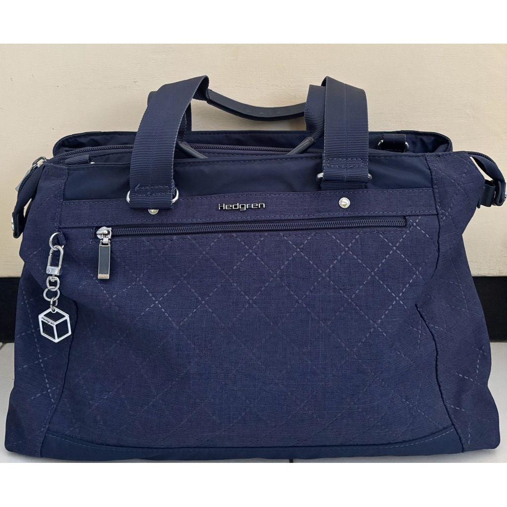 HEDGREN MEDIUM TOTE