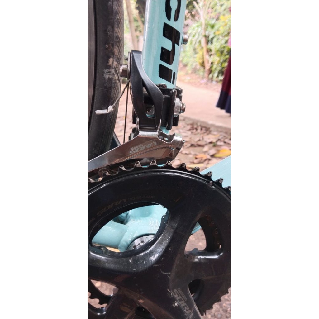 sepeda roadbek Bianchi Prem aloy ringan