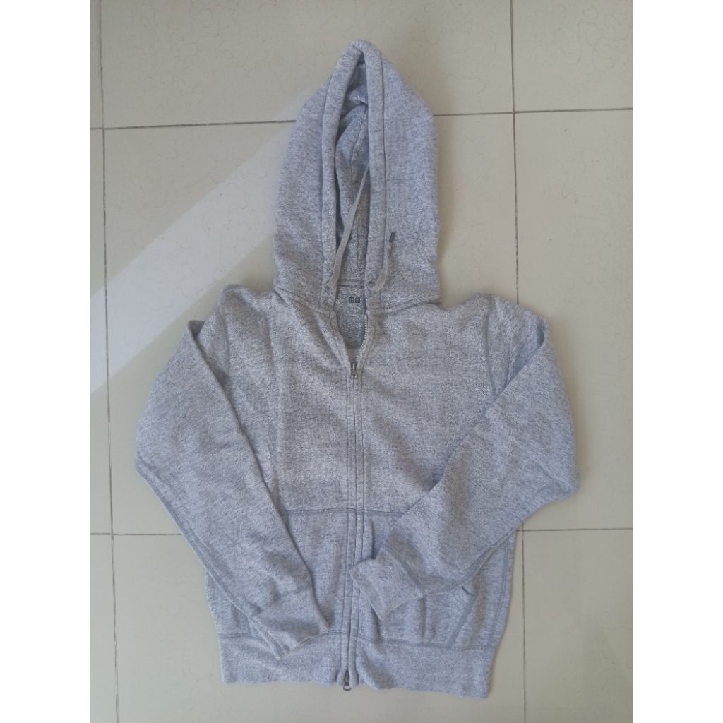 Uniqlo zipper