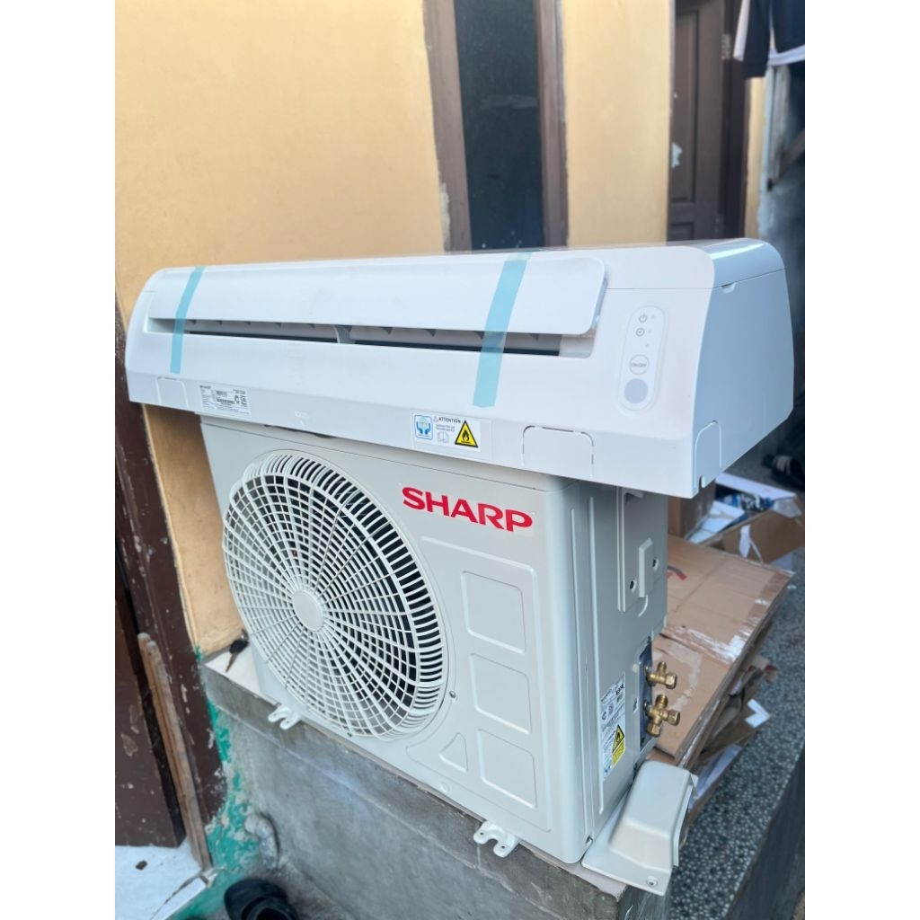 AC second Sharp 1pk 1/2 pk