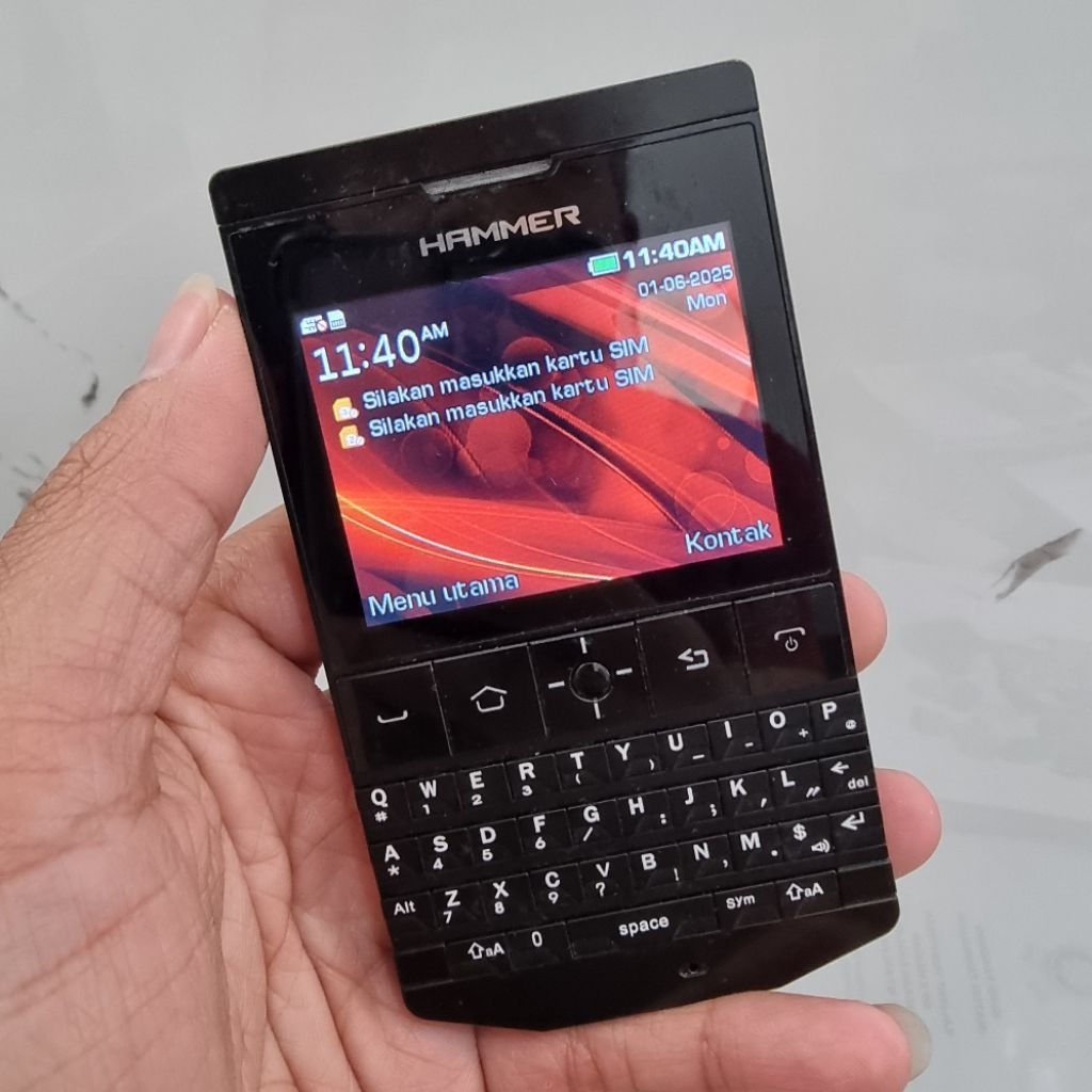 HAMMER B2 , HP QWERTY