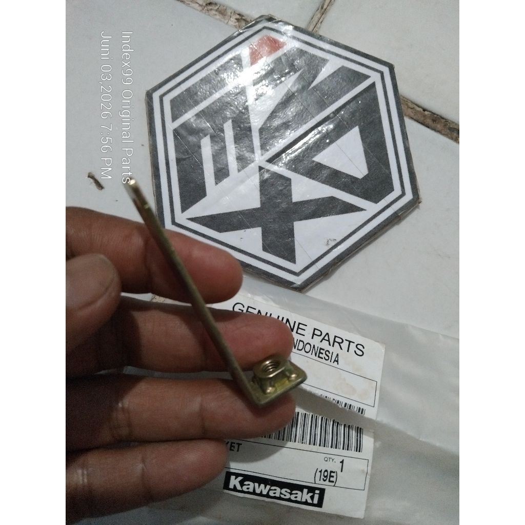 Breket Sayap Ninja Kis Breket Sayap Radiator Ninja Kis Ninja Lama 11050-1224 Original Kawasaki