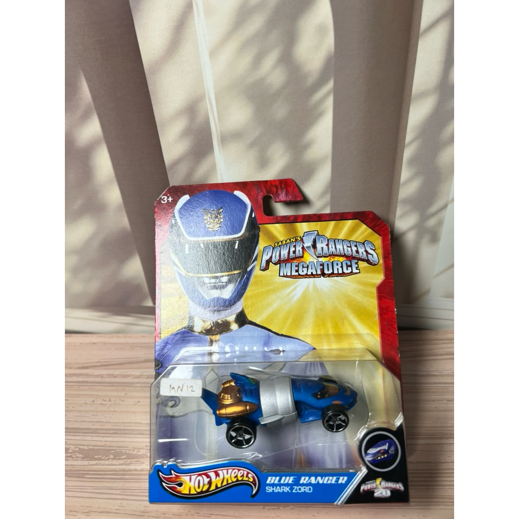 SABAN ' S POWER RANGERS MEGAFORCE BLUE RANGER SHARK ZORD