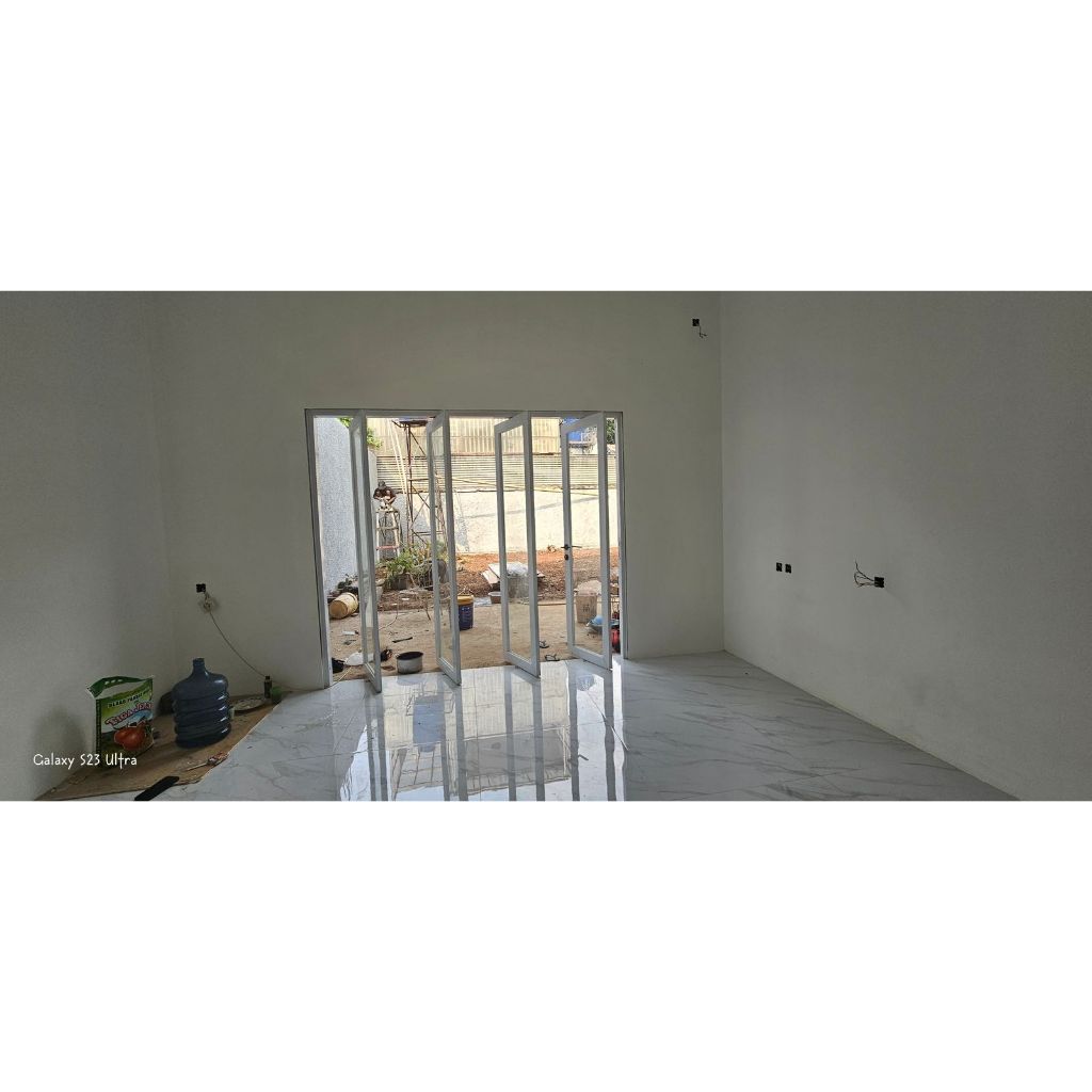 Pintu lipat aluminium 4 daun minimalis