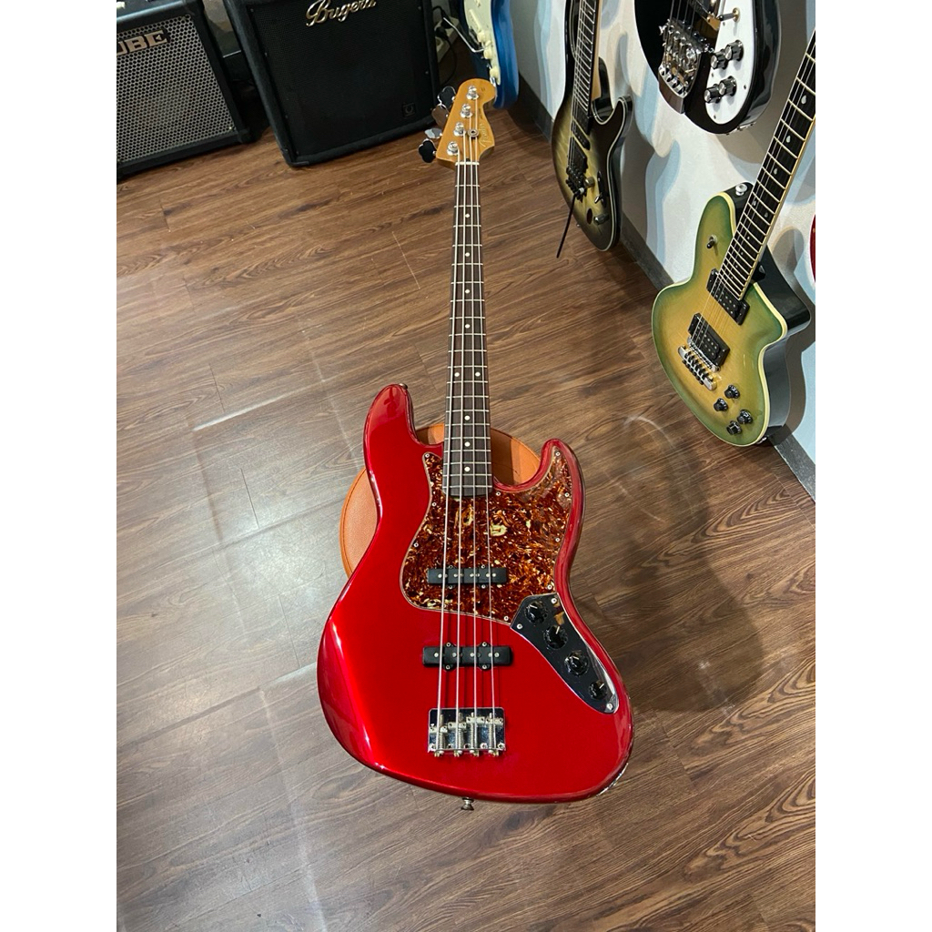Fender Jazz Bass Deluxe Th 2004 Made in Mexico