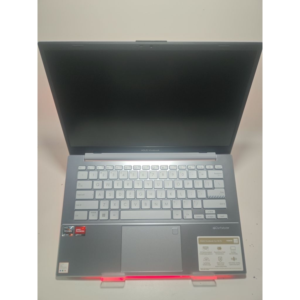 Asus vivobook go 14 E1404Fa