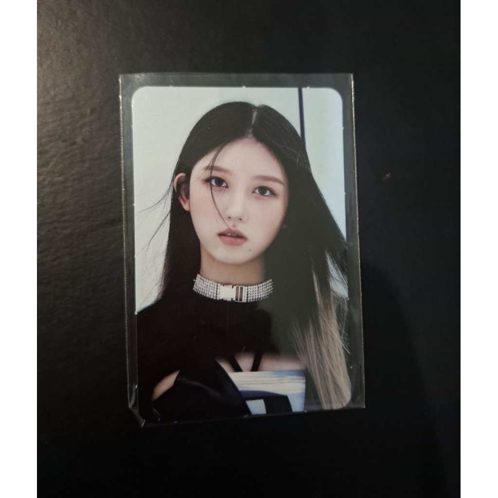 photocardGaeulOfficial