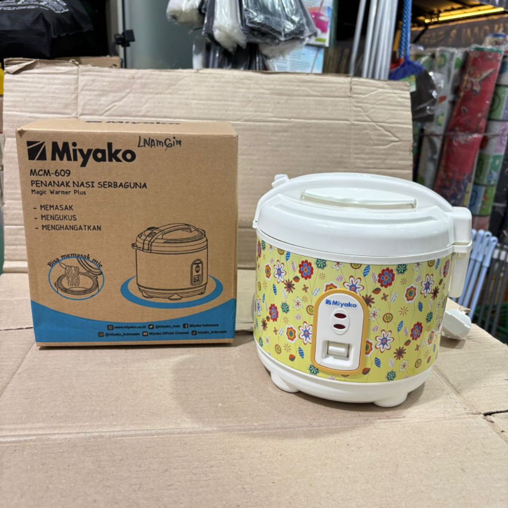 Magic Com Mejikom Cooker Penanak Nasi Mejikom 0.6 Liter Miyako Mcm-509