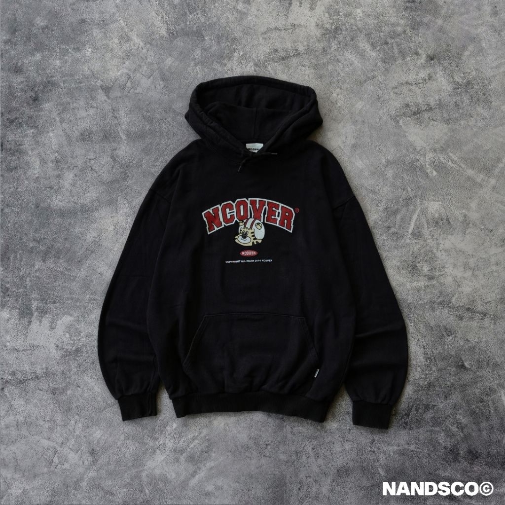 NCover Graphic Pullover Hoodie - Black
