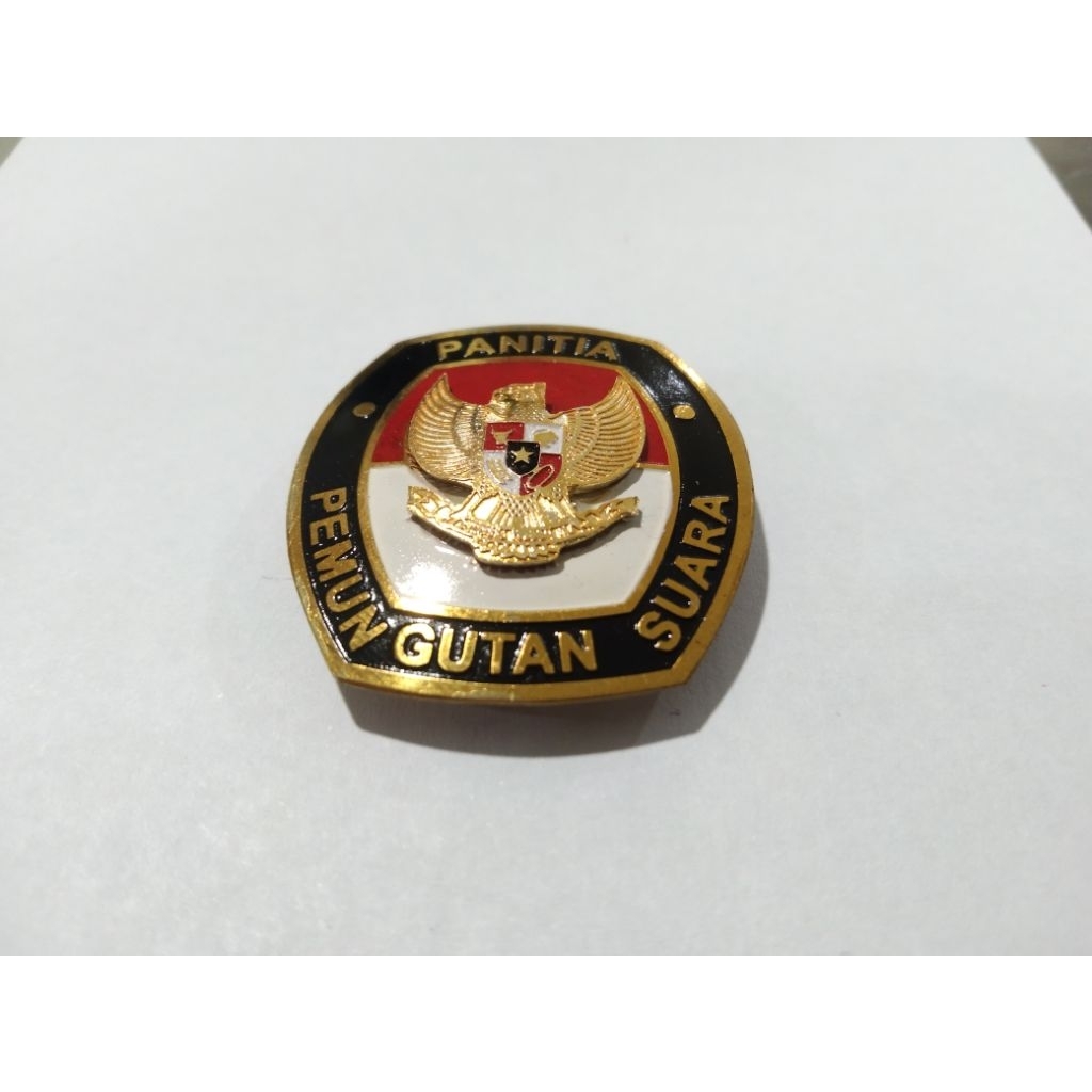 pin panitia pemungutan suara