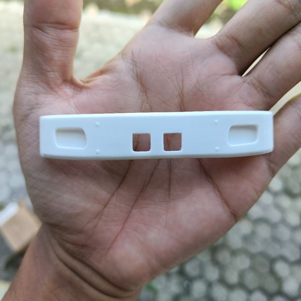 bemper standar Canter miniatur truk plastik