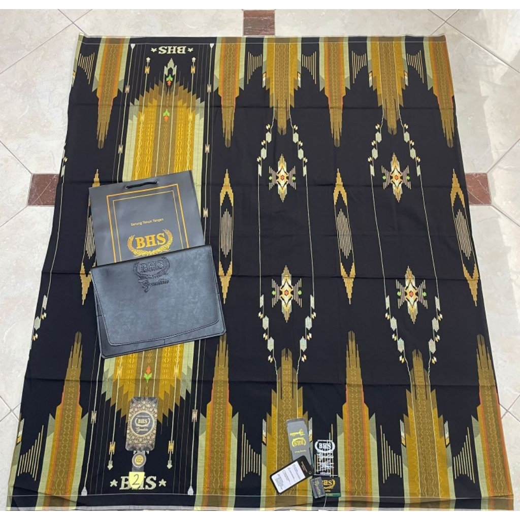SARUNG BHS SIGNATURE SGC GOLD / SILVER