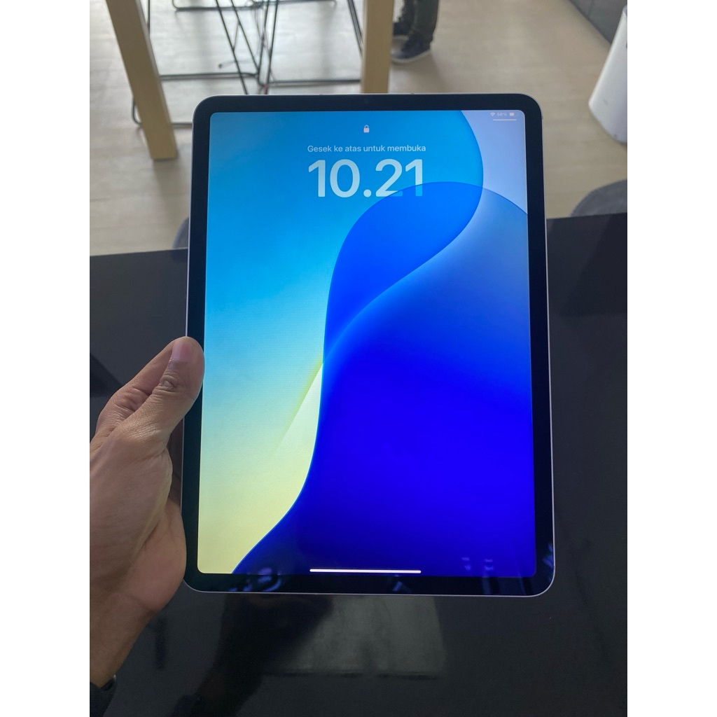 ipad pro 11inch m2 wifi  cell 256gb