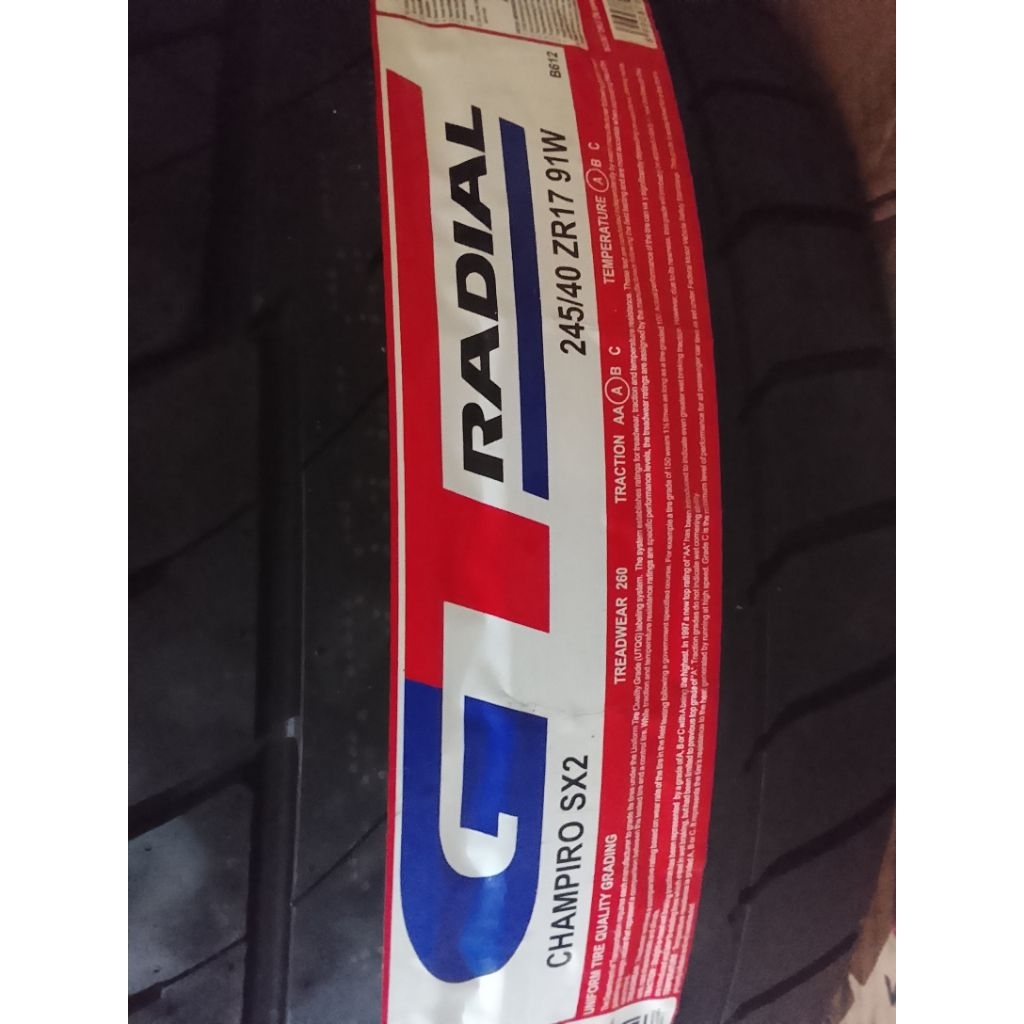 Ban SX2 245/40 R17 champiro sx2 gt radial