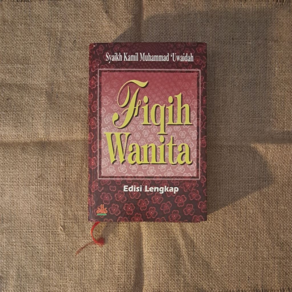 FIQIH WANITA - SYAIKH KAMIL MUHAMMAD UWAIDAH