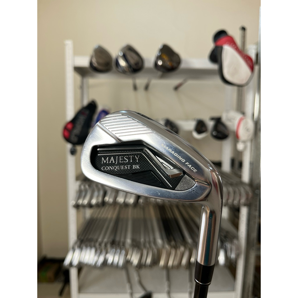Loose Single Iron 9 Majesty BK CONQUEST