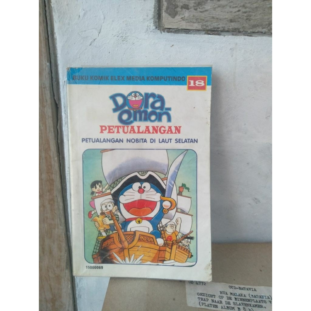 buku komik Doraemon Petualangan Nobita di laut selatan volume  18