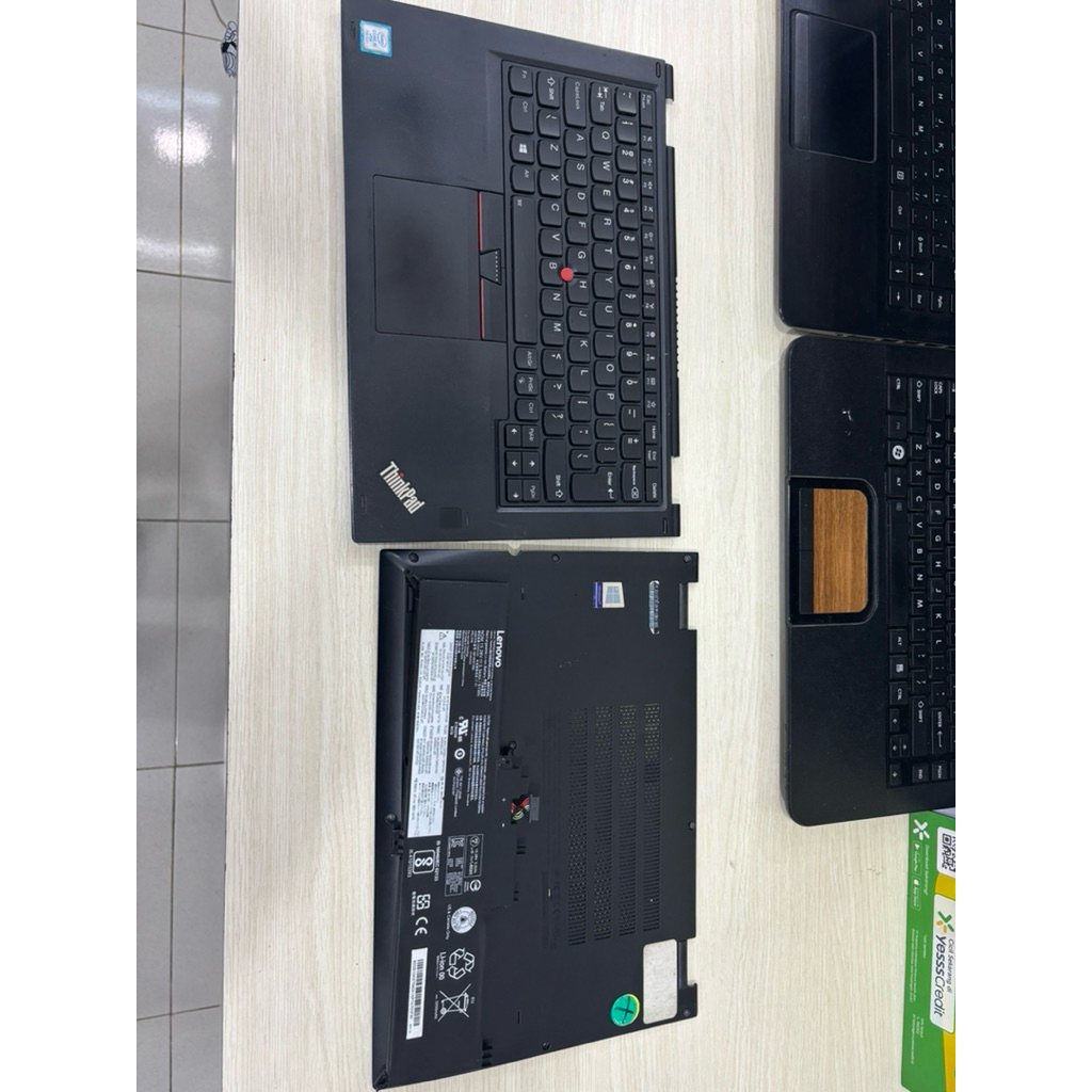 Body bawah lenovo thinpad yoga 370