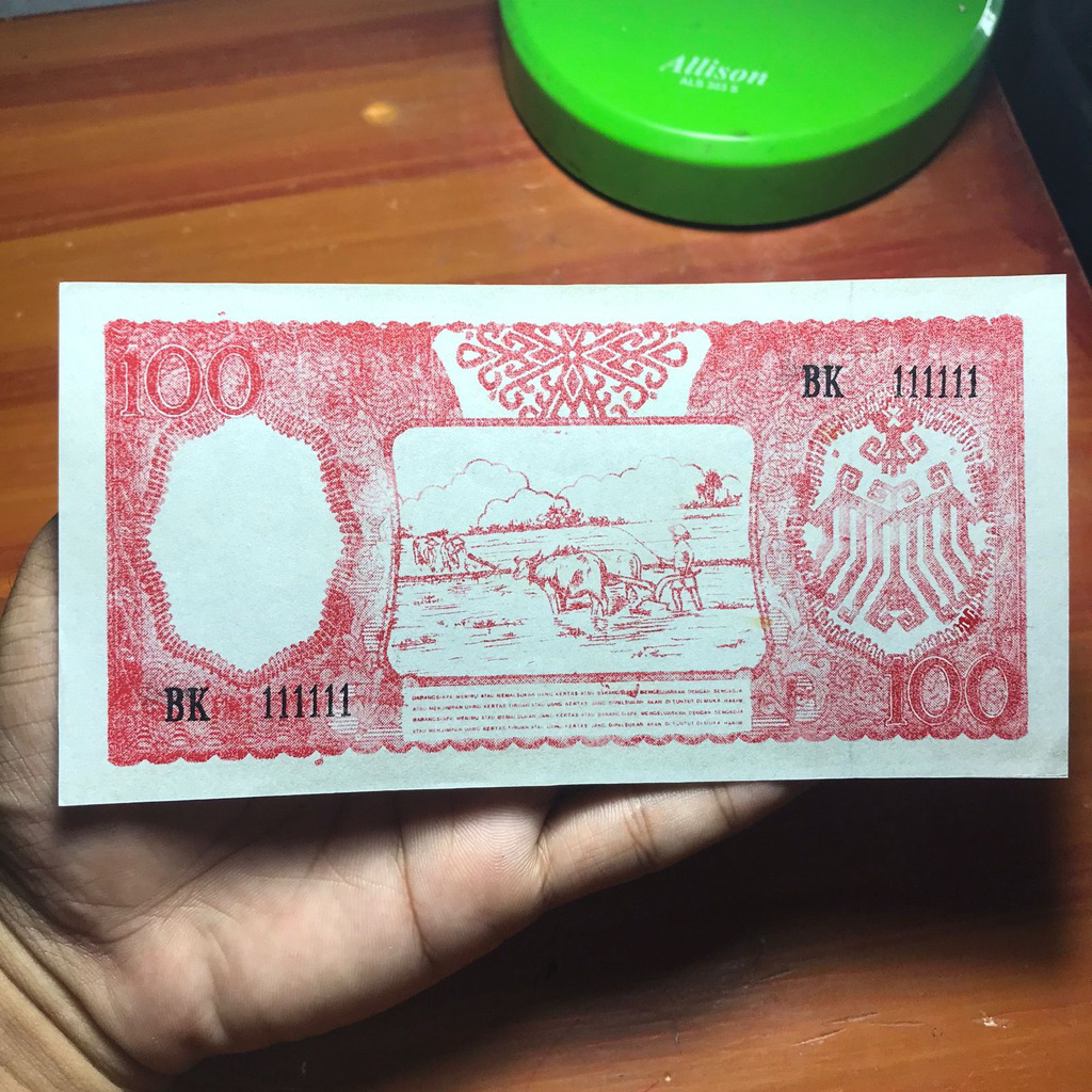 Uang 100 Rupiah Bung Karno Seri Ganjil dan Cantik Tahun 1945 BK1