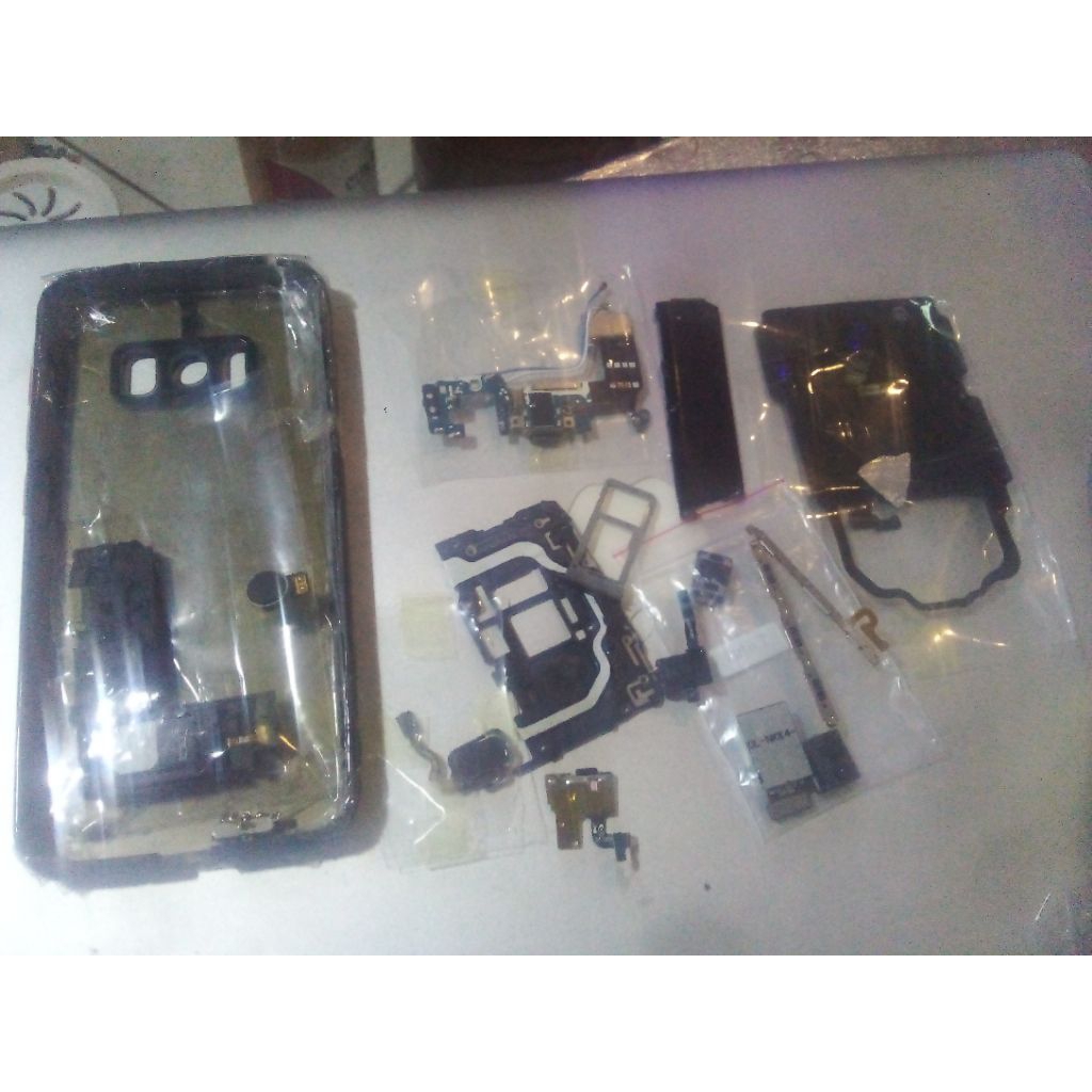 part LCD mein samsung sm G950f / s8 - ts retak
