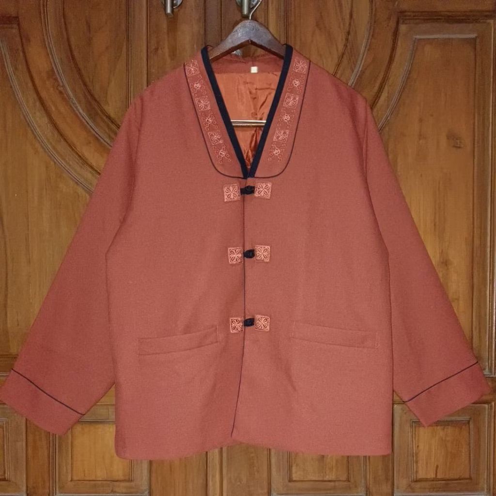 PRELOVED Blazer Cheongsam Pria Orange Terakota Bordir Bigsize LD 116