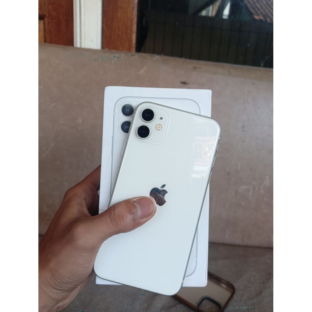 IPHONE 11 256GB PUTIH | IPHONE 11 PUTIH 256GB SECOND GARANSI INTER ALLOPERATOR