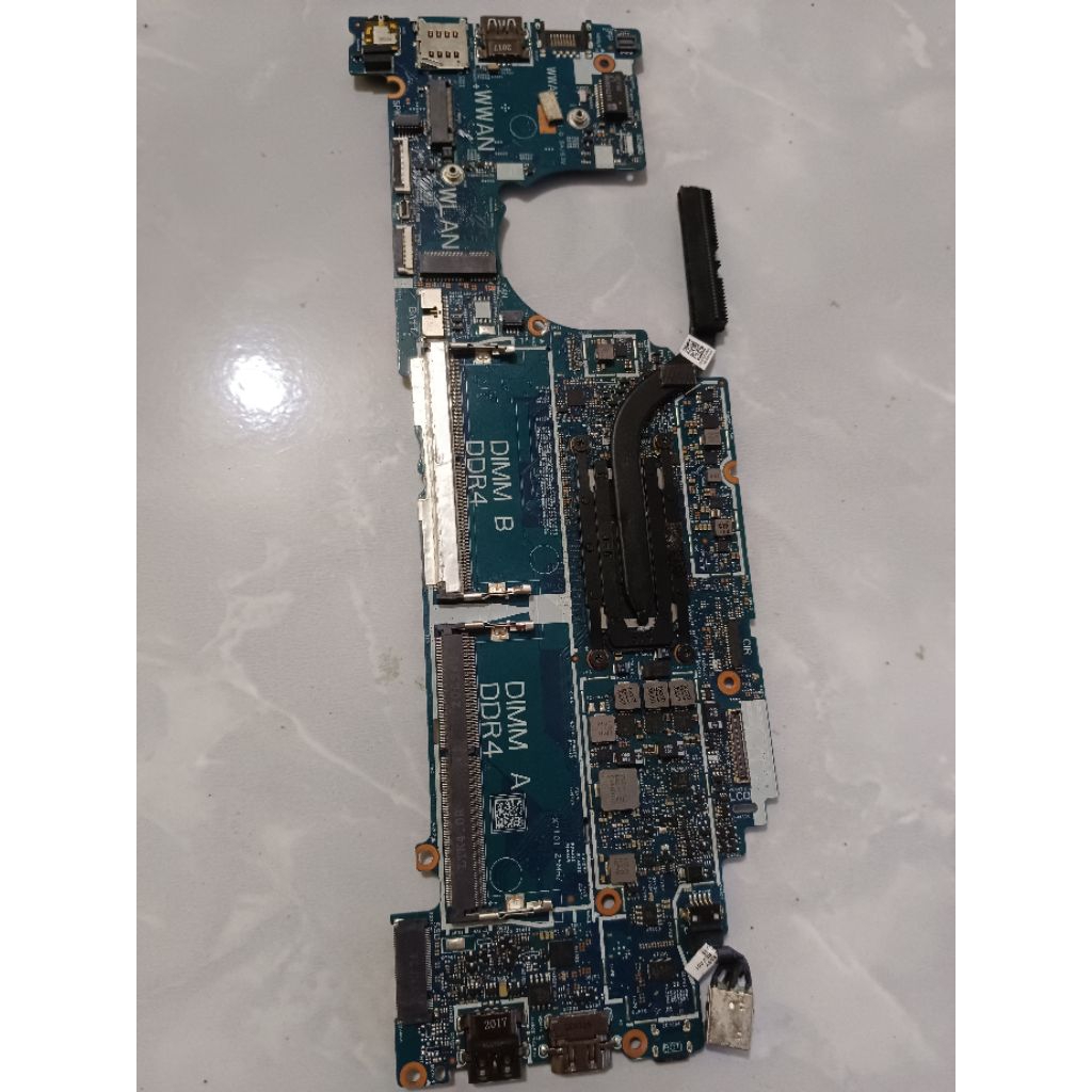 Motherboard Dell 5300 core i5 gen8