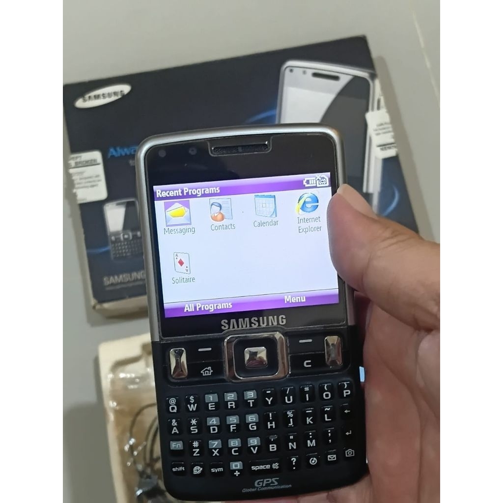 Samsung Valencia C6625 PDA Windows 6.5. Lengkap Mulus Langkah Normal.