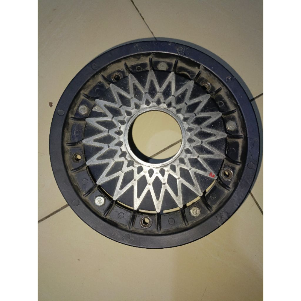 velg blower R10 vespa sprint/px/esklusive/excel (BEKAS)