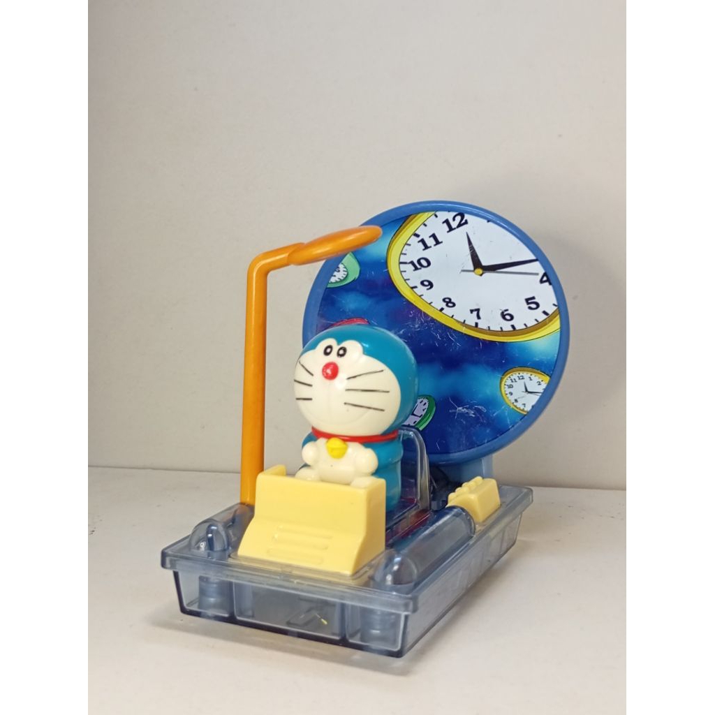 PREL0VD MCD FIGURE DORAEMON MESIN WAKTU HAPPY MEAL