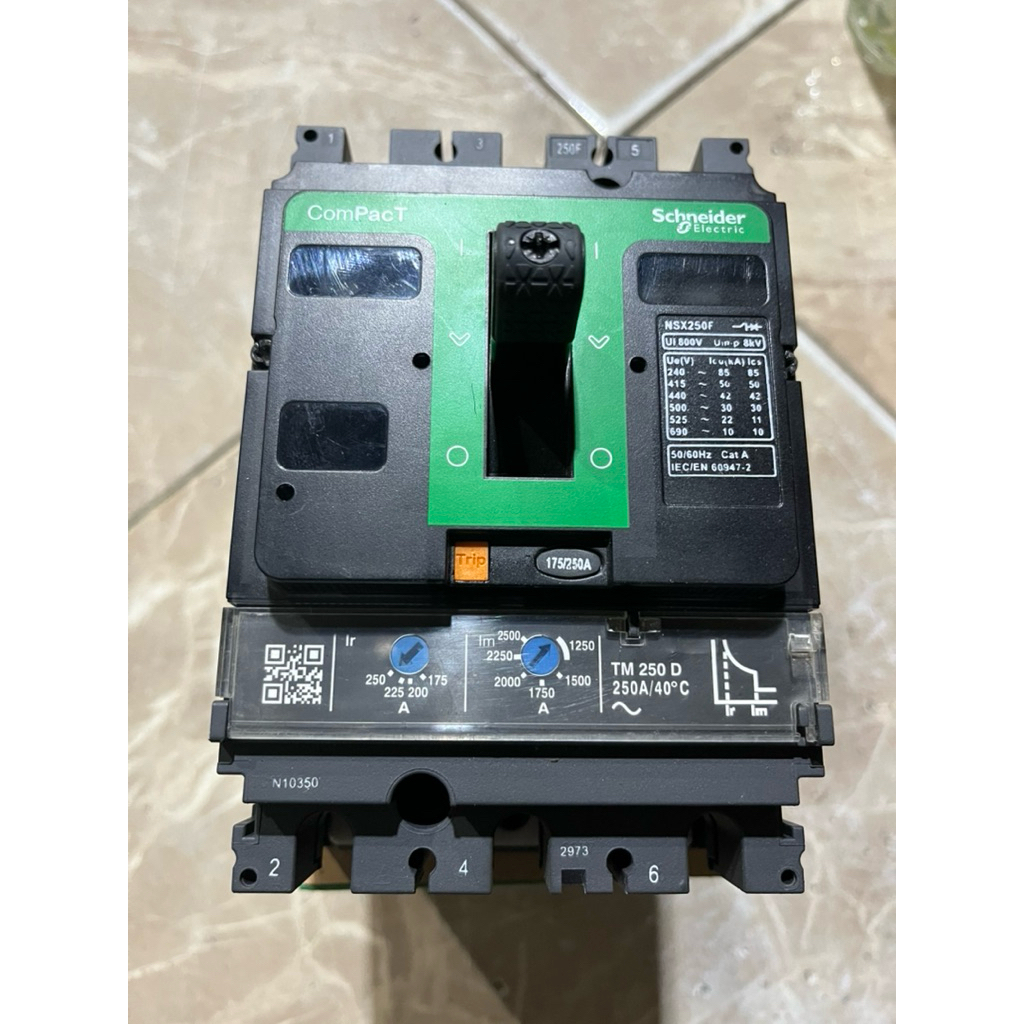 MCCB Schneider NSX 100F  LV431630 NSX 100F 3P Original