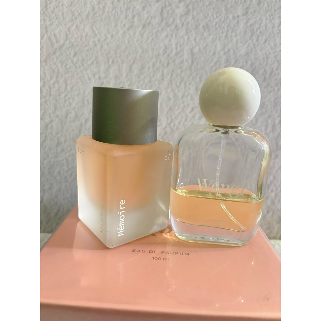 Bundling SALE Form of Shades of Memoir + Iki Arum Wengi [Preloved]