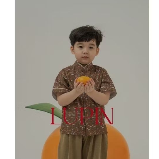 KAKAPO LUPIN BOYS PRINTED FLORAL QIBAO SIZE 8 / KEMEJA ANAK LAKI-LAKI / ATASAN CHEONGSAM ANAK LAKI-L