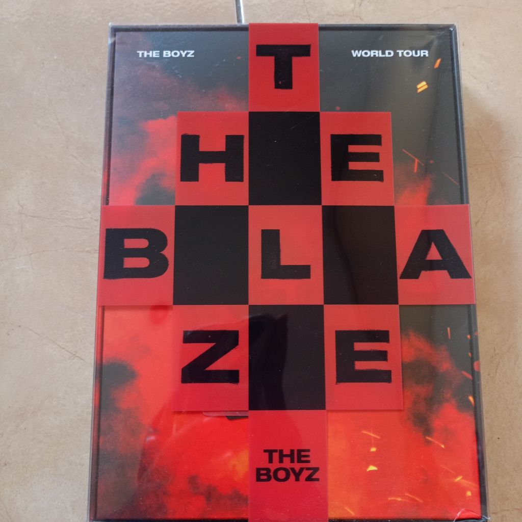 THE BOYZ THE BLAZE QR SET UNSEALED ALL INCLUSION(SESUAI DUA SLIDE AKHIR) DAMAGED
