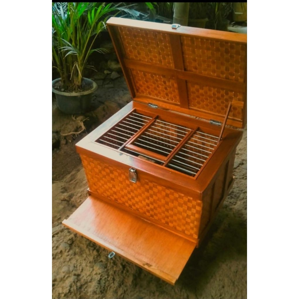 Kandang Burung Kisa Bambu Klasik