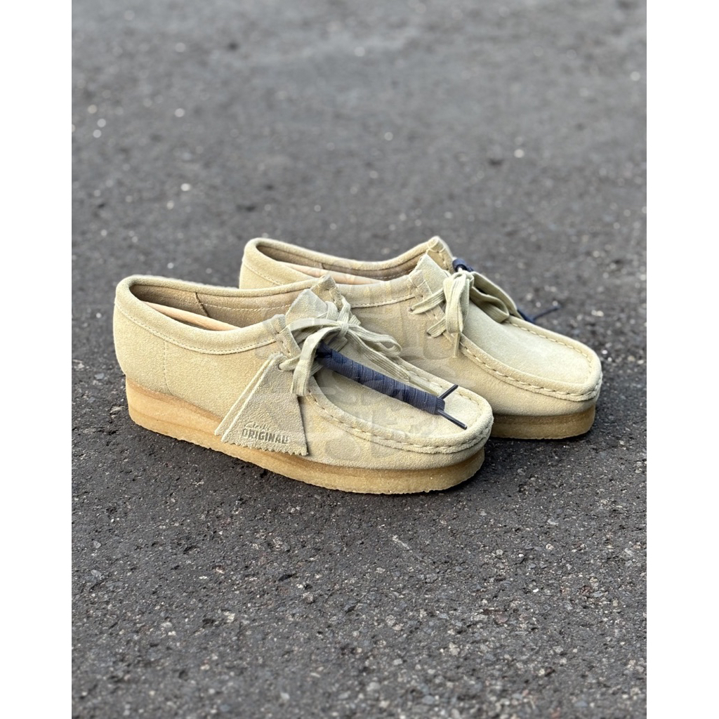 Clarks Wallabee Maple