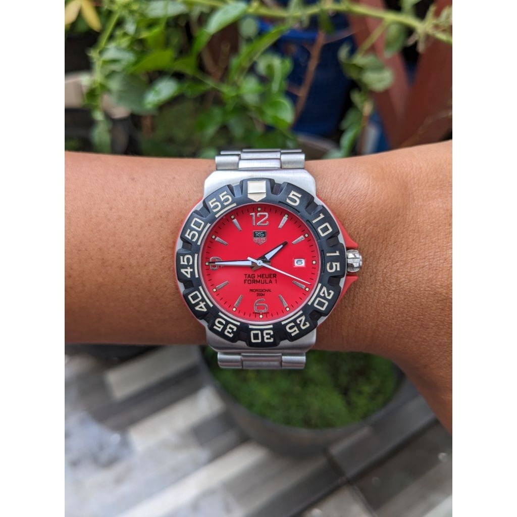 TAG Heuer Formula 1 Red Dial