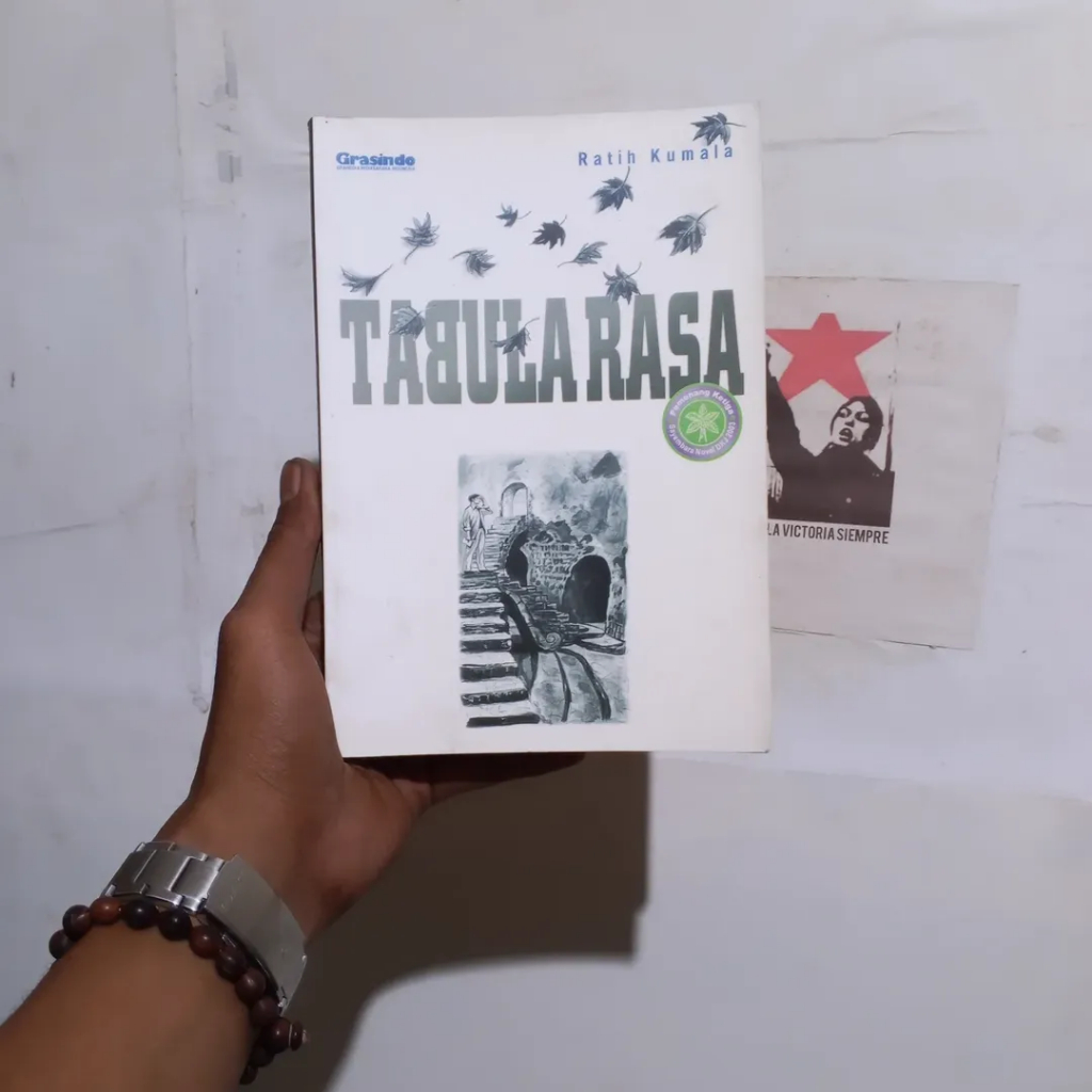 Oka Rusmini Tarian Bumi | Sagra | Kenanga | Tempurung | Akar Pule | Pandora | Saiban | Patiwangi | J