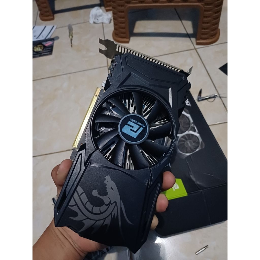 rx 560 4GB powercolor